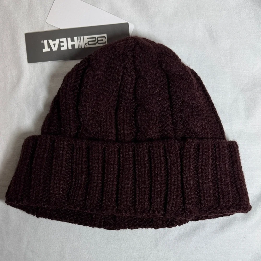32 Degrees Burgundy Knit Beanie
